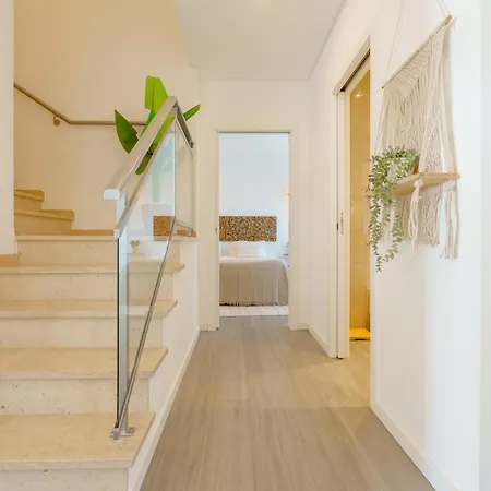 Luxury Chill Villa - Private pool, jacuzzi&exclusive guest experience Villa Santa Barbara (Lisbon)