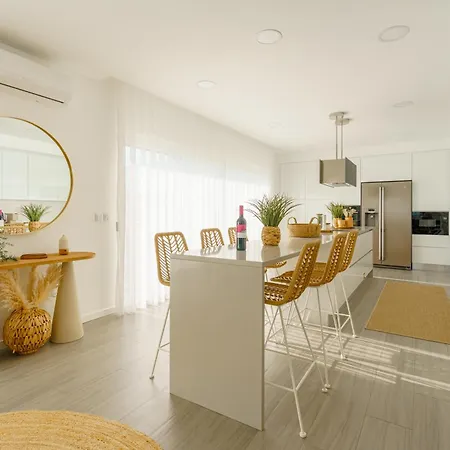 Villa Luxury Chill Villa - Private pool, jacuzzi&exclusive guest experience Santa Barbara (Lisbon)