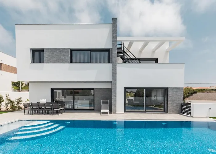 Villa Luxury Chill Villa - Private pool, jacuzzi&exclusive guest experience Santa Barbara (Lisbon)