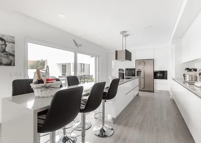 Luxury Chill Villa - Private pool, jacuzzi&exclusive guest experience *