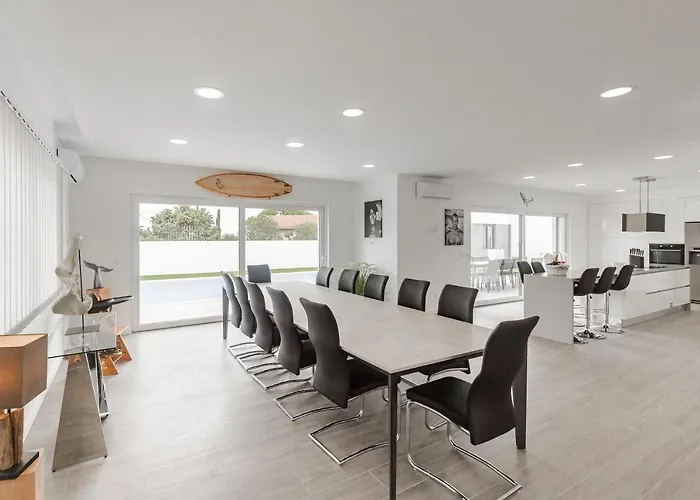 Luxury Chill Villa - Private pool, jacuzzi&exclusive guest experience