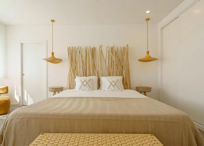 Luxury Chill Villa - Private pool, jacuzzi&exclusive guest experience Santa Barbara (Lisbon)