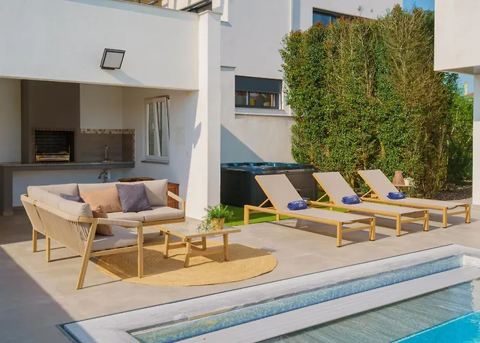 Luxury Chill Villa - Private pool, jacuzzi&exclusive guest experience * Santa Barbara (Lisbon)