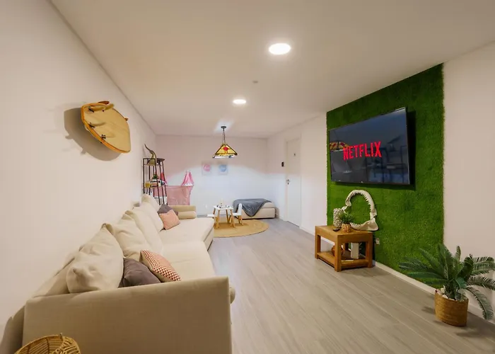 Luxury Chill Villa - Private pool, jacuzzi&exclusive guest experience