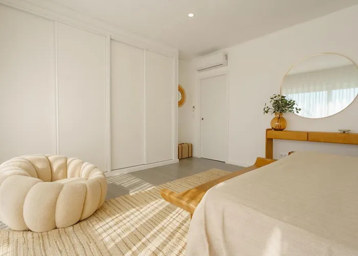 Luxury Chill Villa - Private pool, jacuzzi&exclusive guest experience Santa Barbara (Lisbon)