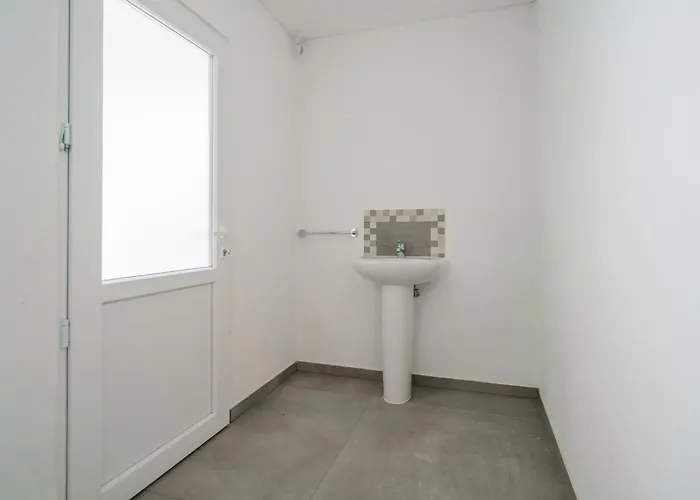 Luxury Chill Villa - Private pool, jacuzzi&exclusive guest experience Villa